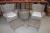 Havemøbel sæt med 2 stk stole + 2 stk skamler og rundt bord.