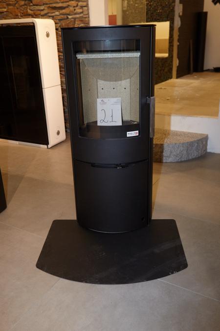 Fireplace, Jydepejsen Mido. Unused stove in black. H: 111 cm x W: 49 cm x D: 48 cm. Operational area 3-8 kW. Weight 136 kg.