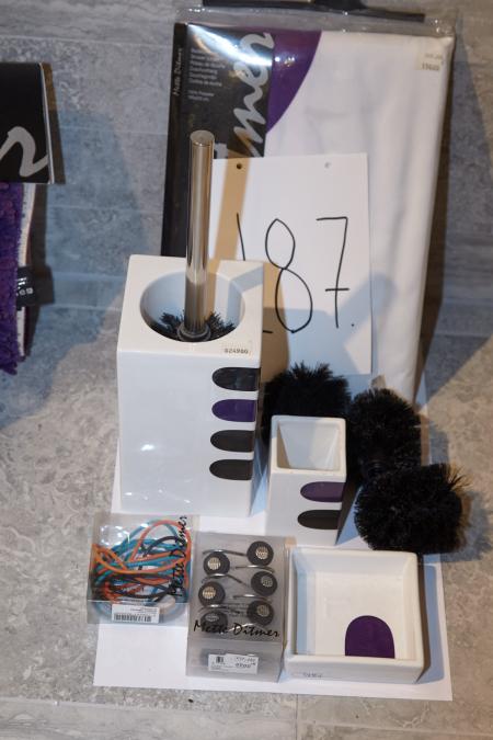 Mette Ditmer, bathroom articles. 1 piece. toilet brush holder and 3 replacement brush heads, 1 pc. curtain, 1 set curtain hooks consisting of 12 pcs., 1 piece. soap dish, 1 pc. toothbrush mugs (slightly damaged) (and 1 box of silikonbånd.