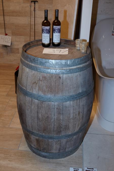 Wine barrel, Finarome Ø: 55 cm, H: 93 cm + 2. wines, Chardonnay + 2. light