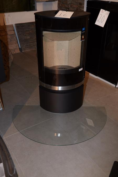 Fireplace, Jydepejsen Elegance. Unused stove in black. H: 116 cm x W: 58cm x D: 40cm. Operational area 4-8 kW. Weight 144 kg. + Associated floor plate of glass.
