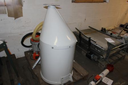 Used Kongskilde grain auger Ø 100 mm approximately 4.5 meters long incl. T-piece and sleeve Ø 100 mm