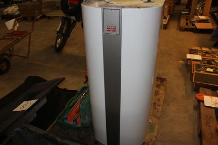 Water Heater for central and district heating 110 liters of about 4 years old