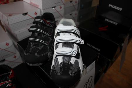 3 pairs of cycling shoes size 38