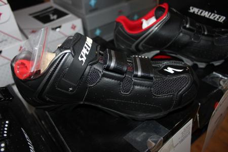 2 pairs of cycling shoes str. 41 + 42