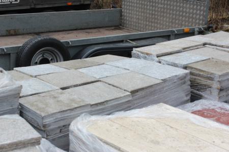 5 paller granitfliser 30 x 30 cm tykkelse 40 mm i alt ca 75 m2