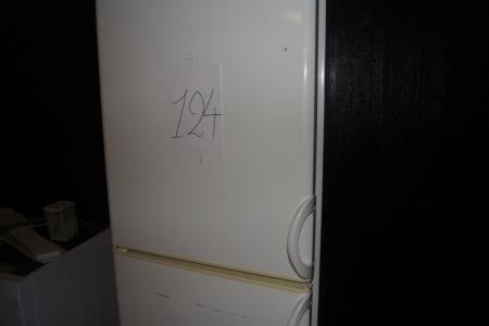 Used Electrolux refrigerator / freezer H: 198.5 D: m / gate 60 B: 59 cm.