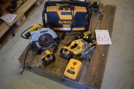 Power dewalt radio, circular saw, jigsaw cordless with extra leaves. Stand ok. Screwdriver, condition unknown