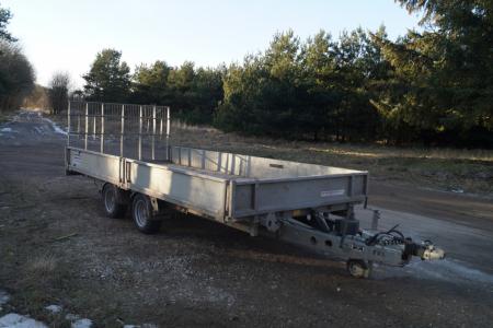 Trailer Ifor Williams TB4621 årg. 2014, maskintrailer med tip maks 3500 kg. I god stand. Registreringsnummer AU 8190 ( skal ikke synes ) 