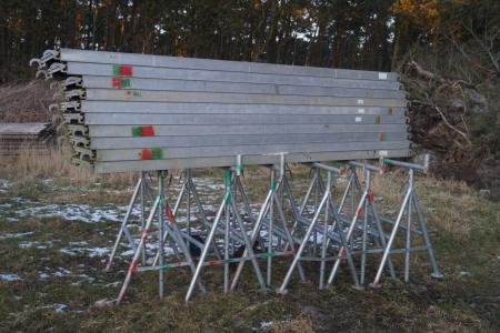 Gerüste, 6 Stück Böcke mit 10 zugehörigen Brücken.