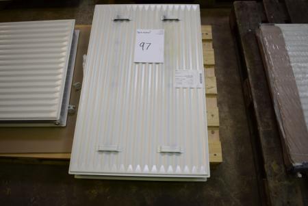 1 stk. radiator, L 60 x H 95,5 cm + 1 stk. radiator, L 80 x H 66 cm