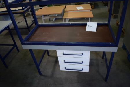 Desk with 3 drawers + desk. Both measures 118 x 60 cm