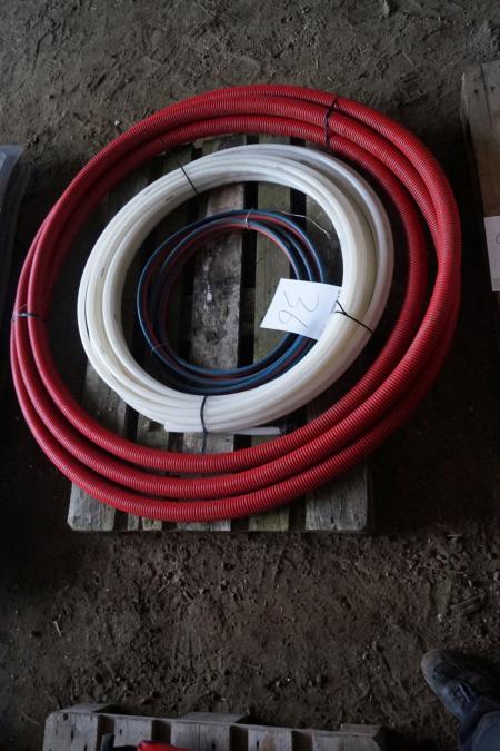 Various flexible hoses, PVC, and oxygen / gas hose.