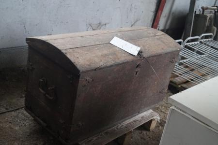 Wood casket 120x60 cm