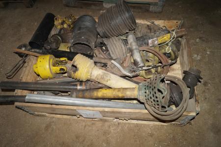 Pallet with various PTO - shafts, rotor, etc..