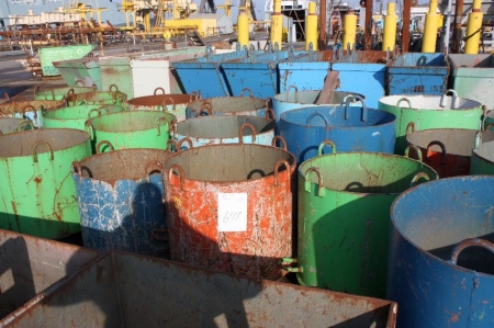 10 iron buckets for crane