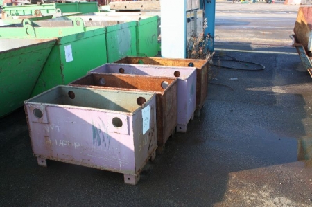 (4) iron containers, app. 80 x 1.2 m