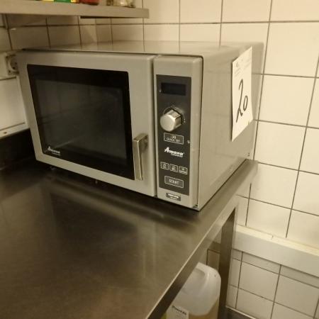 The micro microwave oven AMANA