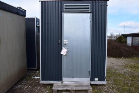 Isolated house m. Div. Electrical installations, B 220 x D 380 x H 280 cm.