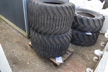 2 pieces tires for field wagon 700/40 R 22.5