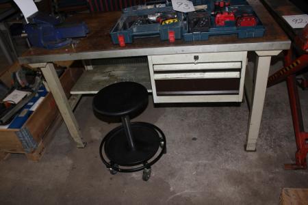 File bench vise 1500 x 800 mm with drawers and chair