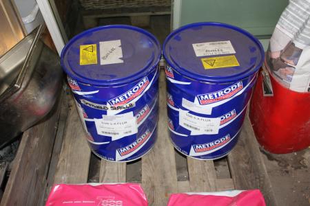 2 buckets of SSB S A welding powder Flux + 2 bags welding powder UV 421 TT