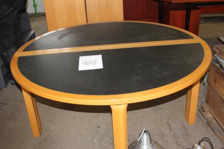 2 shared round table with wooden edge and black plate Ø140 cm