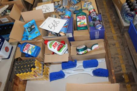 Boxes of various auto shampoo and car care products etc.