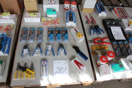 Pallet with cable stripper and various EL materials NEW