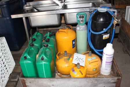 Pallet poster with gasoline canisters + water treatment tank + dievrse gas cylinders