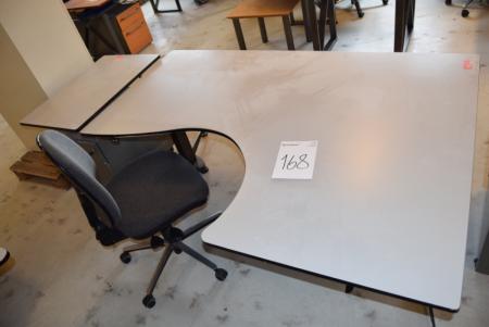 Hæve/sænkebord med sidebord/skuffer, kontorstol 