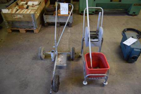 Marking wagon + cleaning cart