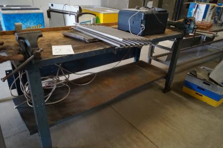 File bench with 2 clamps. 200x80 cm.