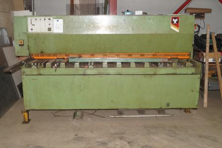 Machine shears HOAN type CHE25 / 4 max 2500 mm x 4 mm series No. 2797 / 7640KP / mm2, BP Energol HLP80