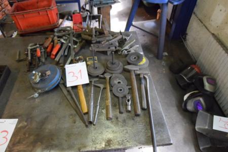 Lot div. Screw clamps, hammers, grinding wheels, etc.