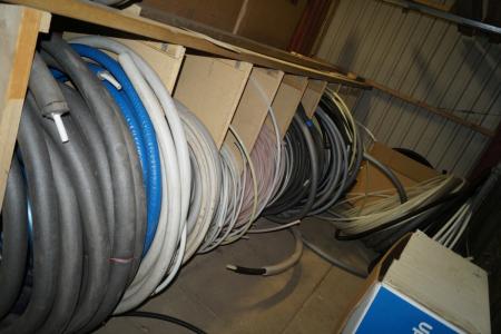 Various hoses and insulation for hoses as pictured.