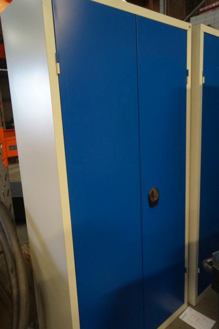 Blika cabinet 100x200 cm in good condition.