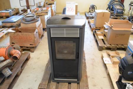A pellet stove, mrk. Flexa m. Chimney, L 2.5M and connection pipes, roof flashing + floor panel