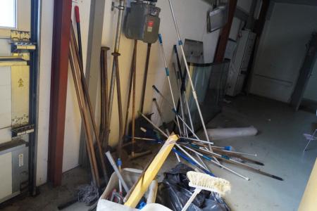 Various shovel mops, cost etc.