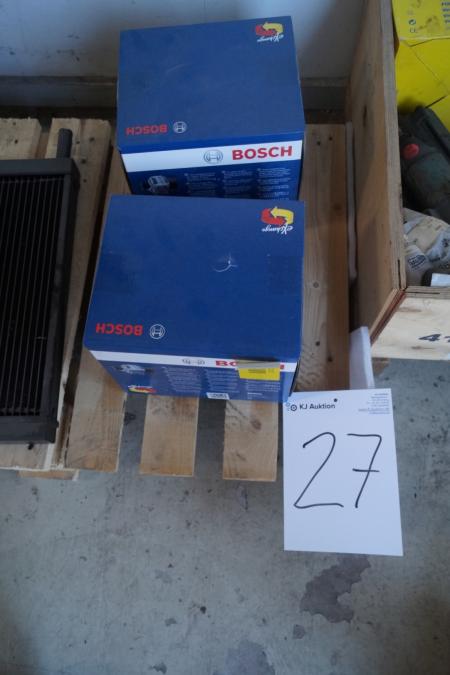2 stk. generatorer, mrk. Bosch 24 V/120 Amp. Ubrugt + køler + vandpumpe m.m.