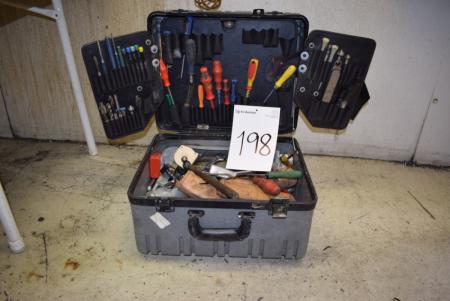 Fitter Box with content