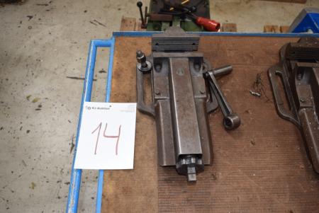 Machine vise jaws width of 140 mm