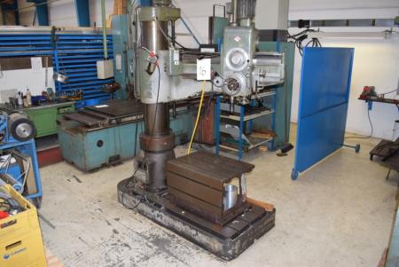 Radial drilling machine, mrk. CA / ER, model 40-000. Level 750 x 550 mm, inclusive. accessories of table + content in bookcase