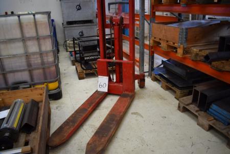 Pallet / height promises marked. NH 1000 kg, lifting height 610 mm. tested