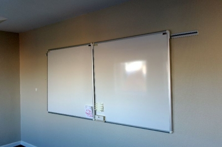 2 stk whiteboard 1200 mm x 1200 mm  inkl vægskinne