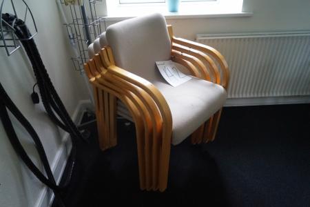 4 Stück Stühle.