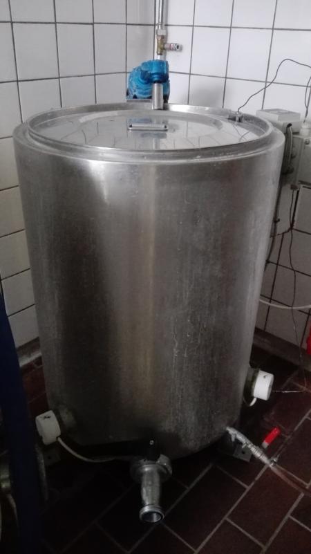 Portion Pasteur. 150 liters with thermostat and electric stirrer. 3 x 3 kw heater. Water jacket.