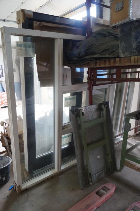 Window Party Rational frame dimensions 226x184 cm