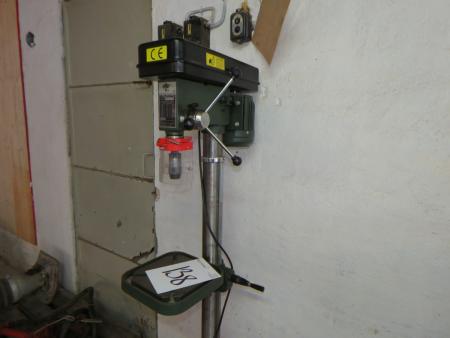 Søjleboremaskine, model CH 16 N-CE årgang 2000 12 speed drill press