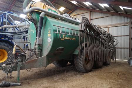 Slurry carriage Samson PG25 year 2003 with 24 meter boom. With crane.